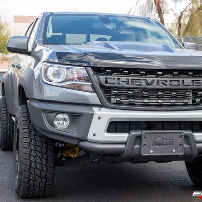 18 inch GRID Off-Road GD8 Matte Black w/ Bronze Dark Tint on a Leveled 2019 Chevrolet Colorado