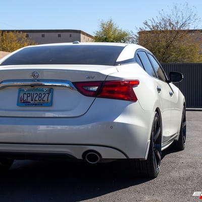 20 inch Versus VS541 Gloss Black on a 2016 Nissan Maxima
