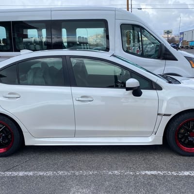 17 inch F1R F105 Gloss Black w/ Red Lip on a 2015 Subaru WRX