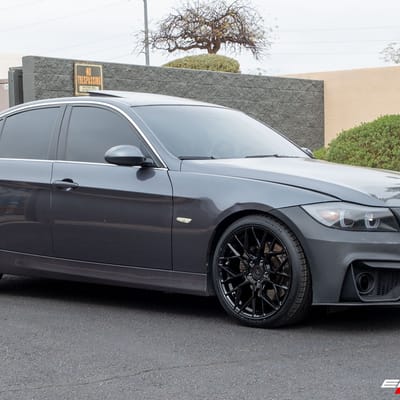 19 inch Variant Radon in Gloss Piano Black on a 2006 BMW 330xi