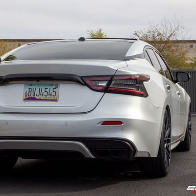 19 inch Savini Black Di Forza BM13 Gloss Black w/ Double Dark Tint Face on a 2019 Nissan Maxima