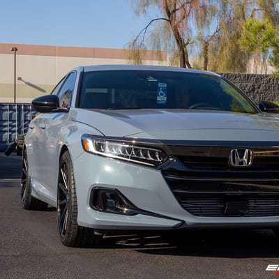 20 inch Rohana RC10 Matte Graphite w/ Gloss Black Lip on a 2021 Honda Accord