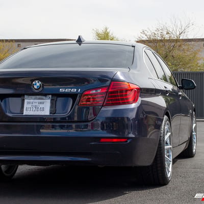 20 inch Staggered Ferrada FR4 Machine Silver w/ Chrome Lip on a 2014 BMW 528i