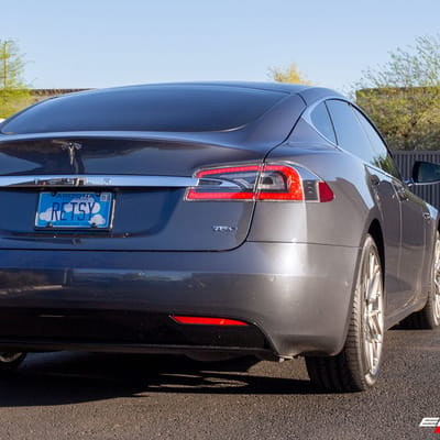 20 inch Variant Radon Titanium Brushed Face on a 2018 Tesla Model S AWD