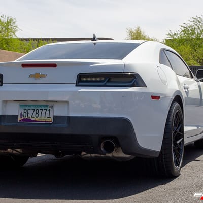 20 inch Staggered Variant Radon Gloss Piano Black on a 2014 Chevrolet Camaro SS