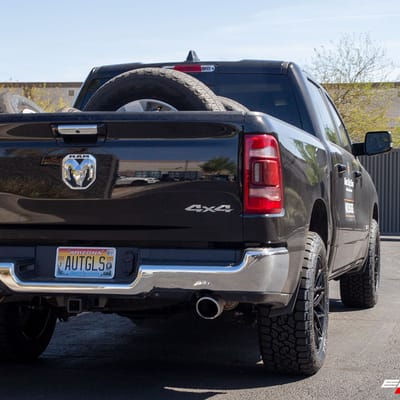 20 inch Vossen HF6-3 Gloss Black on a 2019 Dodge Ram 1500