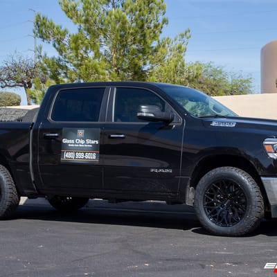 20 inch Vossen HF6-3 Gloss Black on a 2019 Dodge Ram 1500