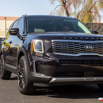 20 inch Niche Mazzanti Gloss Black Brushed Face M262 on a 2021 Kia Telluride