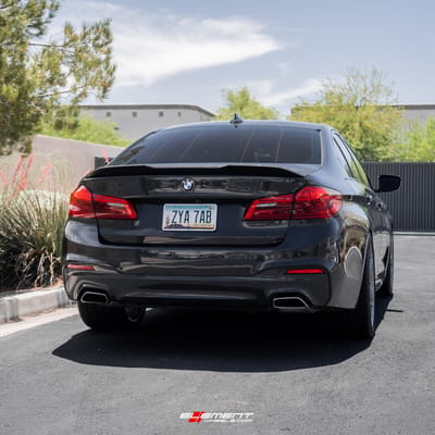 20 inch Staggered Variant Radon Titanium Brushed Face on a 2017 BMW 540i