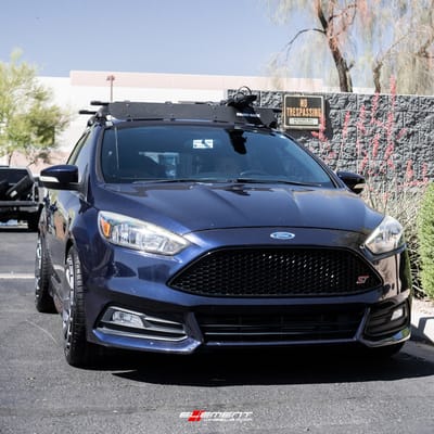 19 inch Rotiform KB1 Matte Anthracite R185 on a 2016 Ford Focus ST
