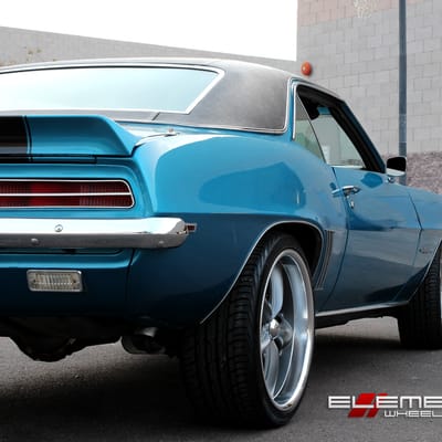 20 inch staggered Boss Wheels on 1969 Chevy Camaro RS w/ Specs