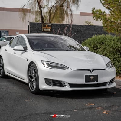 20 inch Variant Xenon Satin Gunmetal on a 2017 Tesla Model S P100D