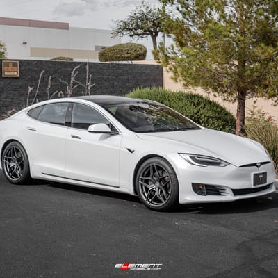20 inch Variant Xenon Satin Gunmetal on a 2017 Tesla Model S P100D