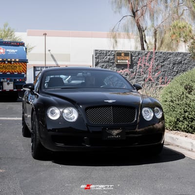 20 inch Staggered Niche Essen Matte Black M147 on a 2005 Bentley Continental