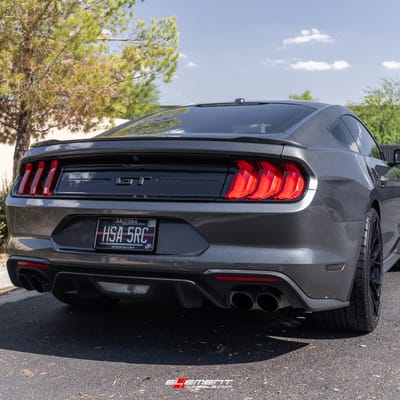 20 inch Staggered Blaque Diamond BD-F18 Gloss Black on a 2018 Ford Mustang