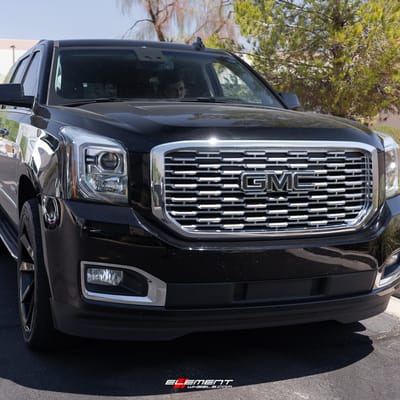 24 inch Koko Kuture Kapan Gloss Black on a 2019 GMC Yukon