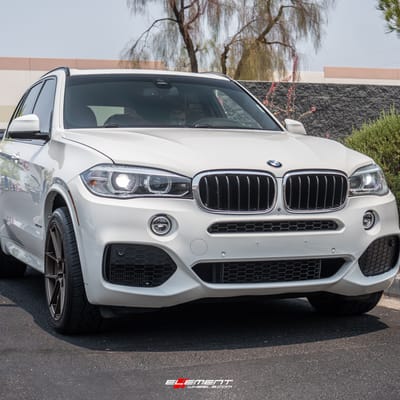 20 inch Staggered Ferrada Forge-8 FR8 Matte Bronze on a 2015 BMW X5M
