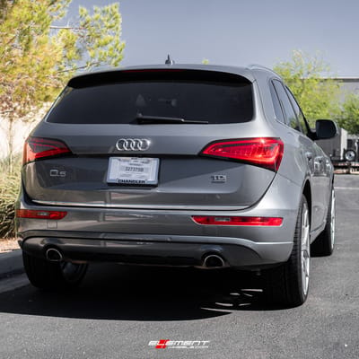 22 inch Rohana RFX5 Brushed Titanium on a 2015 Audi Q5