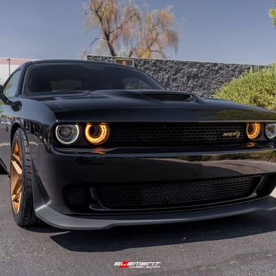 20 inch Staggered Variant Xenon Brushed Bronze on a 2018 Dodge Challenger SRT Hellcat