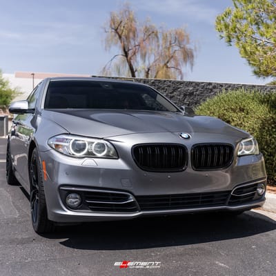 20 inch Staggered Curva Concepts CFF25 Gloss Black on a 2016 BMW 535d