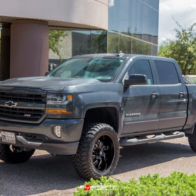 22 inch Fuel Off-Road Lockdown Gloss Black Milled D747 on a Lifted 2017 Chevrolet Silverado 1500