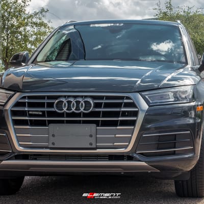 20 inch Mazzi Big Easy 372 Matte Black w/ Dark Tint on a 2018 Audi Q5