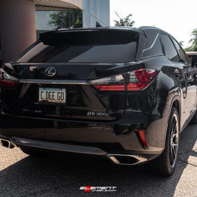 22 inch Ferrada FR2 Machine Black w/ Chrome Lip on a 2017 Lexus RX350