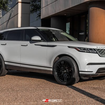 20 inch Savini Black Di Forza BM13 All Gloss Black on a 2020 Land Rover Range Rover Velar