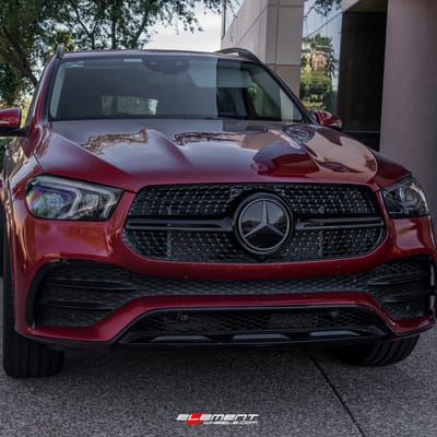 21 inch Staggered Varro VD06X Gloss Titanium w/ Brushed Face on a 2021 Mercedes GLE
