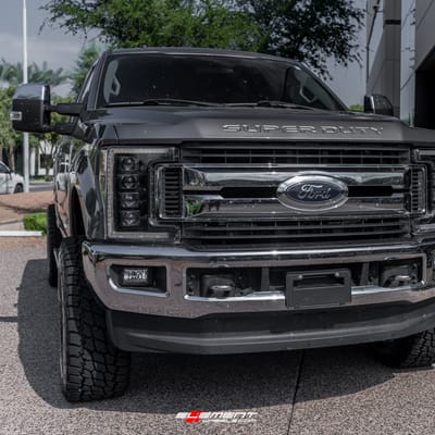 20 inch Hostile H108 Sprocket Armor Plated on a Leveled 2018 Ford F-250