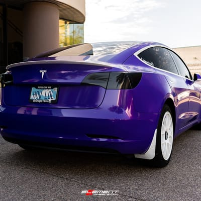 18 inch Fifteen52 Apex Rally White on a Bagged 2019 Tesla Model 3
