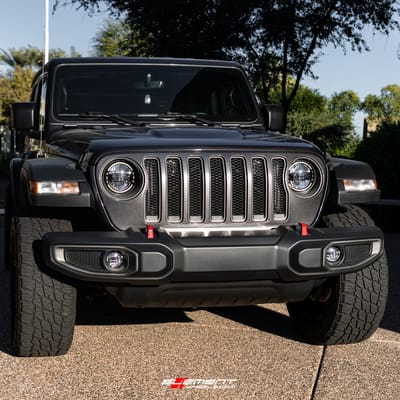 20 inch Staggered Fuel Off-Road Coupler Gloss Black D575