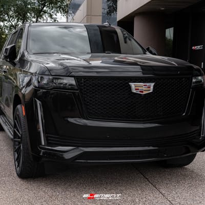 24 Inch Gianelle Verdi in Gloss Black on a 2021 Cadillac Escalade