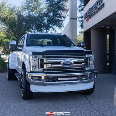 20 Inch fuel D741 RUNNER in Gloss Black Milled on a 2019 Ford F-350 Dually