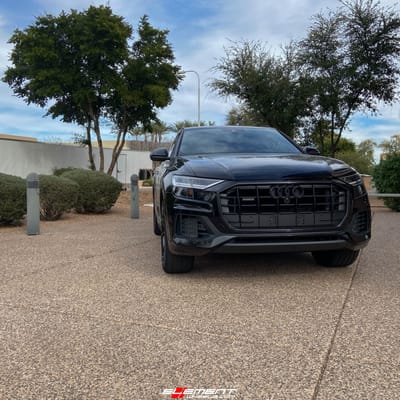 21 Inch MRR FS06 in Gloss Black on a 2022 Audi Q8