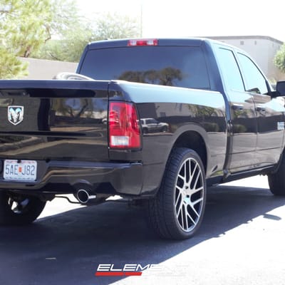 24 Inch Status Juggernaut Gloss Black Machined on 2015 Dodge RAM 1500