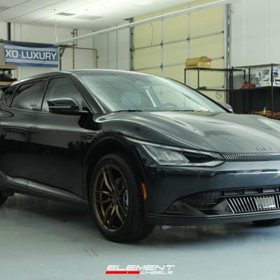 20 Inch Variant Krypton in Satin Bronze on 2022 KIA EV6