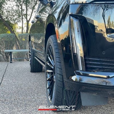 24 Inch Koko Kuture Urfa FF in Gloss Black on a 2022 Cadillac Escalade
