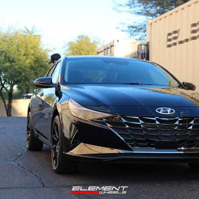 17 inch DRW D10 Gloss Black on a 2023 Hyundai Elantra