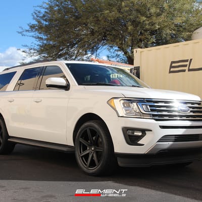 22 inch Mazzi Laguna 376 Matte Black on a 2019 Ford Expedition