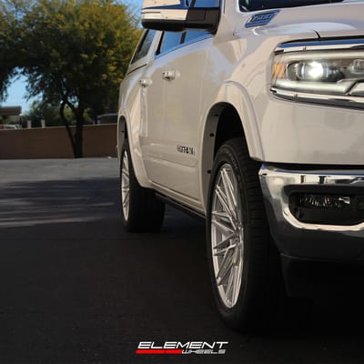 22 inch Vossen HF6-5 Silver Polished on a 2022 Dodge Ram 1500