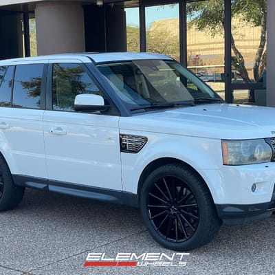 22 Inch Gianelle Verdi in Gloss Black on a 2013 Land Rover Range Rover