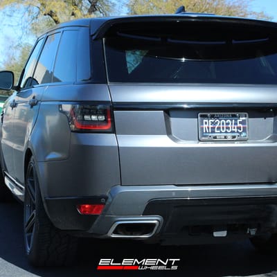 22 inch Vossen HF-1 Tinted Matte Gunmetal on a 2021 Land Rover Range Rover Sport Non-Supercharged