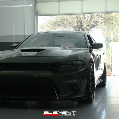 20 inch Staggered Ferrada FR2 Matte Bronze w/ Gloss Black Lip on a 2020 Dodge Charger Scat Pack