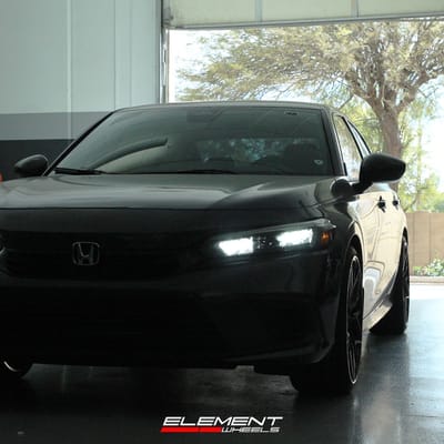 20 inch Variant Radon Gloss Piano Black on a 2022 Honda Civic Sedan