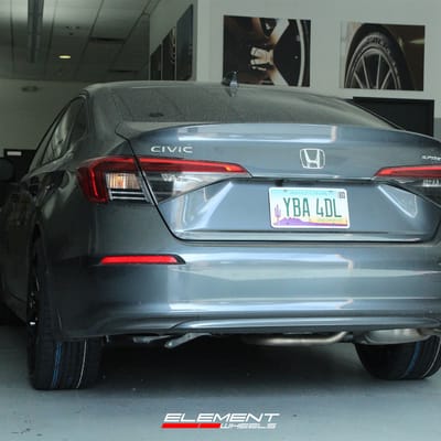 20 inch Variant Radon Gloss Piano Black on a 2022 Honda Civic Sedan
