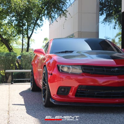 20 inch Staggered Rohana RFX13 Gloss Black on a 2013 Chevrolet Camaro SS