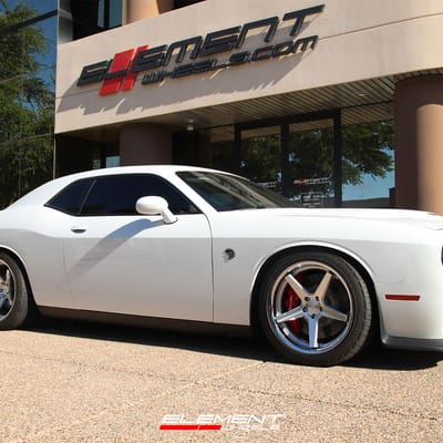 20 inch Staggered Ferrada FR3 Machine Silver w/ Chrome Lip on a 2016 Dodge Challenger RWD