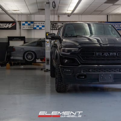 20 Inch Fuel Off-Road Twitch Blackout D772 in All Black on a 2021 Dodge Ram 1500