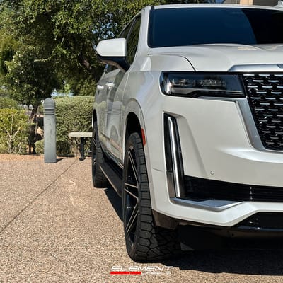 24 inch Ferrada FT4 Machine Black on a 2023 Cadillac Escalade